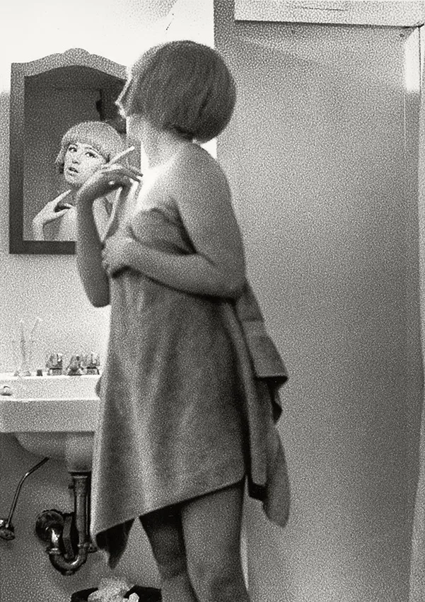2_cindy_sherman_untitled_film_stills_1977_2