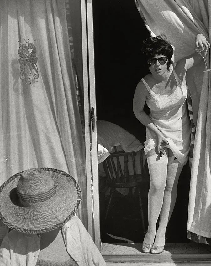 7_cindy_sherman_untitled_film_stills_1978_7