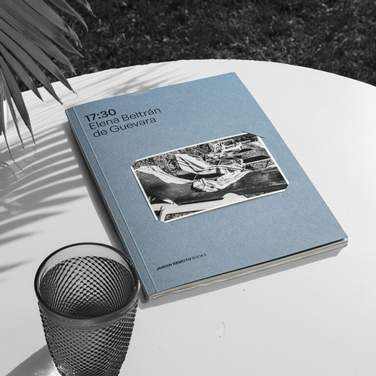 17-30 Elena Beltrán de Guevara Jardín Remoto Books Vol2-13