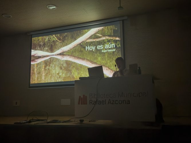 Presentación Jardín Remoto Books Vol.3 Hoy es aún Ángel Valencia-5