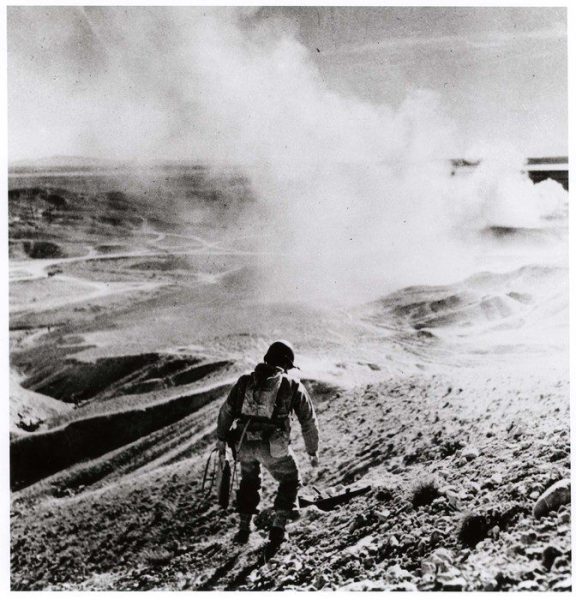 Robert Capa 937