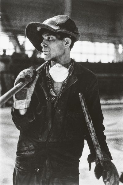 Fundición de aluminio, Unión Soviética © Louis Stettner Estate