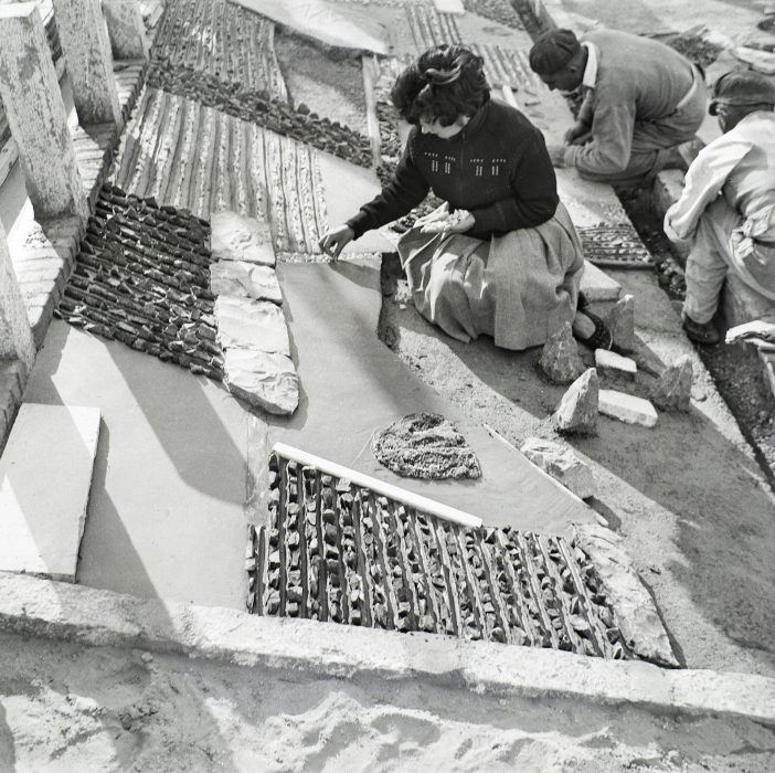 Juana Francés trabajando en el azud de San Isidro (Alicante), s/f. Autor y fecha desconocidos. © IAACC Pablo Serrano