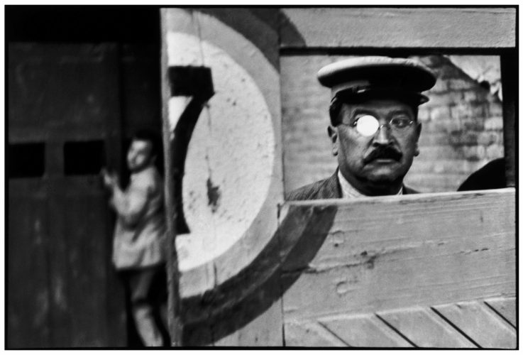 Henri Cartier-Bresson. Valencia, España, 1933 Copia de plata en gelatina