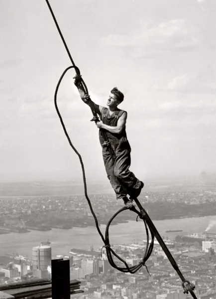 Hine_Lewis_sky_boy-scaled