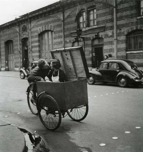 Los-amantes-de-París.-1950.-Robert-Doisneau-2